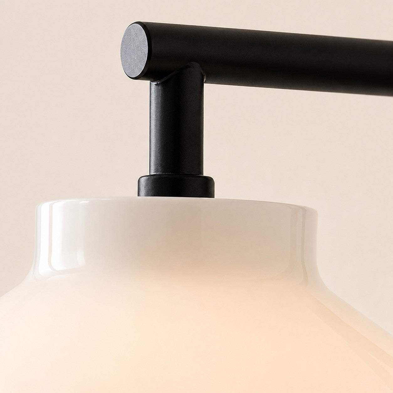 Hanton Industrial Modern Outdoor Wall Sconce — Slim Contemporary Design