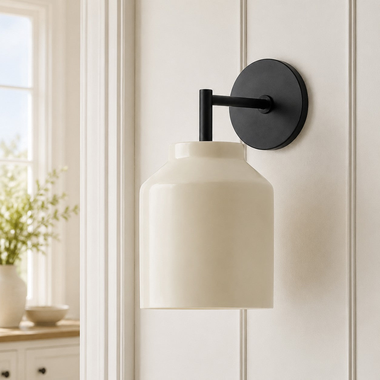 Hanton Industrial Modern Outdoor Wall Sconce — Slim Contemporary Design
