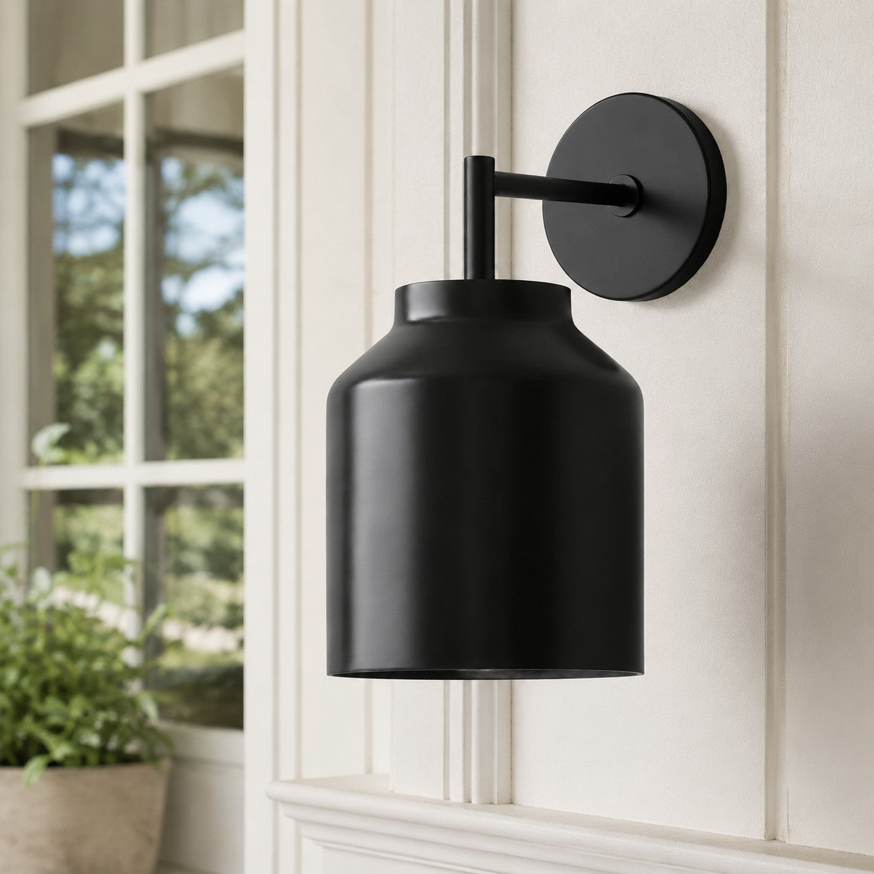 Hanton Industrial Modern Outdoor Wall Sconce — Slim Contemporary Design