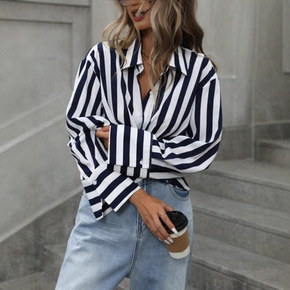 Chemise Croisée à Rayures avec Nœud Ajustable au Dos
