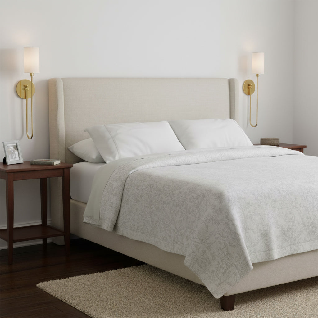 Harlem Wall Lamp — Contemporary Directional Lighting
