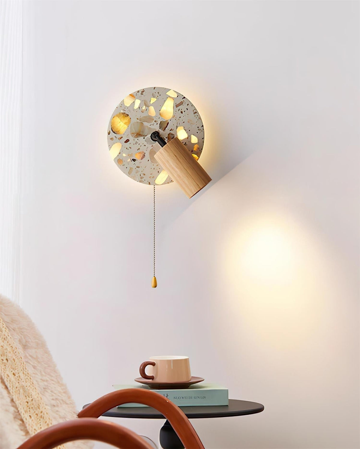 Traviso Wall Lamp with Adjustable Head, Pull Switch