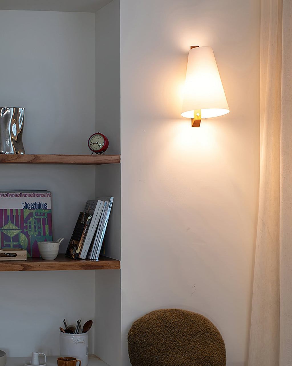 Trianora Wall Lamp — Triangular Geometric Design