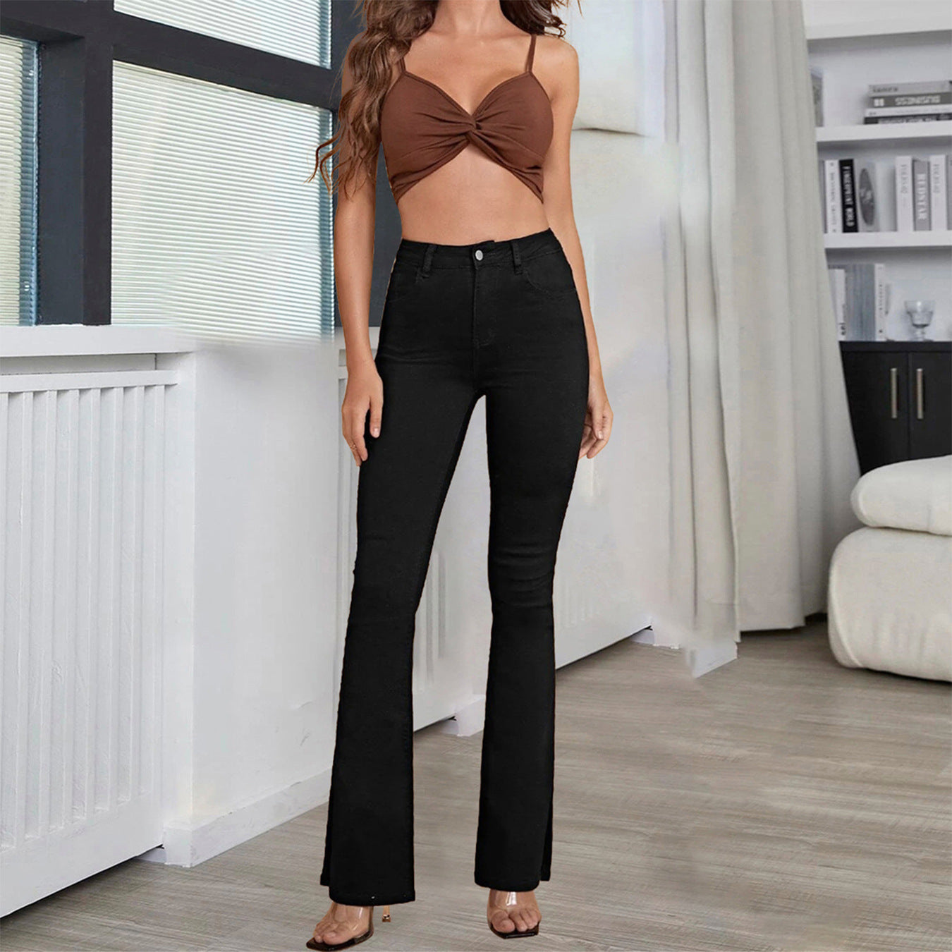 Jean Évasé Taille Haute pour une Silhouette Allongée