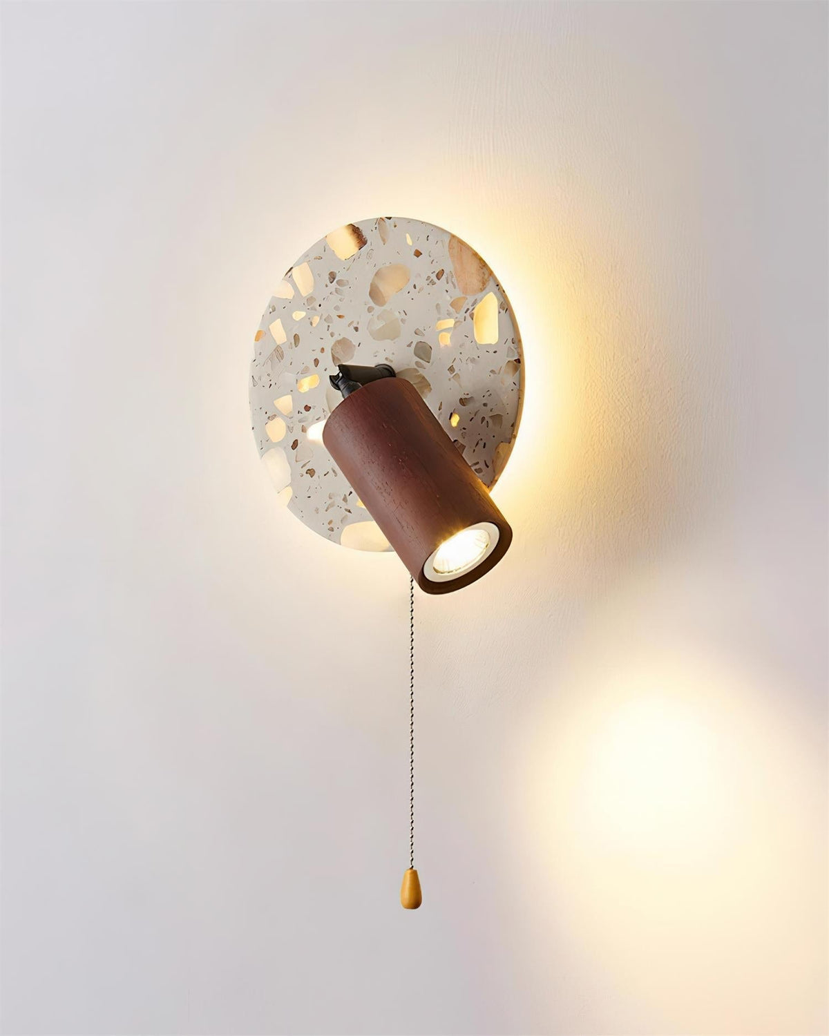 Traviso Wall Lamp with Adjustable Head, Pull Switch