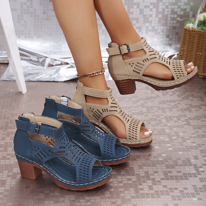 Sandales à Talons Bloc avec Découpes Laser et Style Rétro